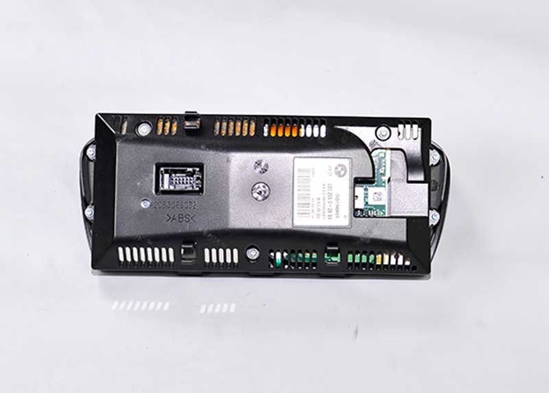 BMW X7 SERİSİ ÇIKMA YEDEK PARÇA BMW-ÇIKMA-YEDEK-PARÇA-E60-5-SERİSİ-EKRAN,
